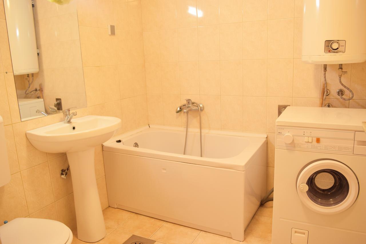 Two Bedroom Apartment Near Centre Ohrid Exteriör bild